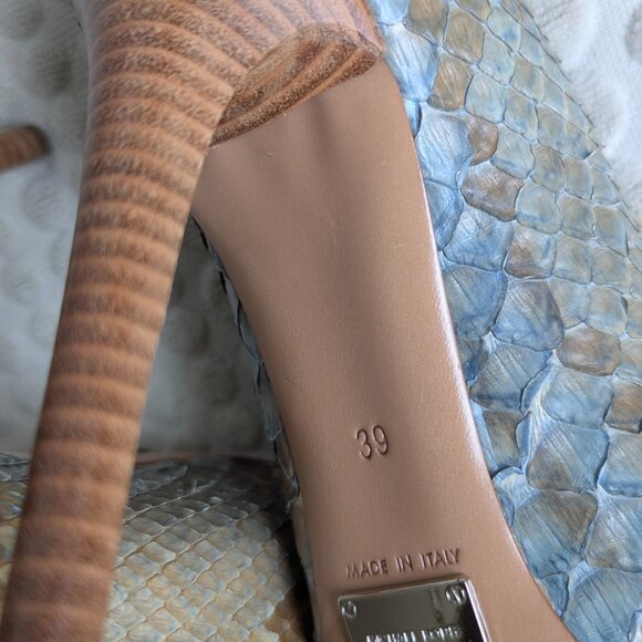 Michael Kors Snakeskin sized 39 EU/8 US Heels - Picture 7 of 16